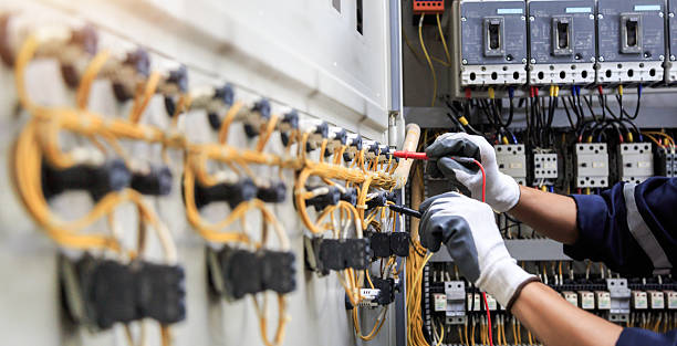Professional Electrician technician working in Modesto, CA